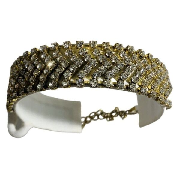 Vintage Multi Row Rhinestone Gold Tone Chain Wedding Runway Women’s Bracelet - Picture 6 of 11